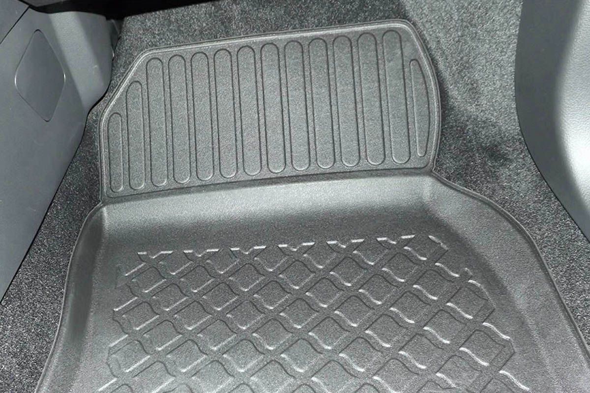 Covorase tip tavita Ford Focus III, caroserie Combi, fabricatie 03.2011 - 08.2018 - 6