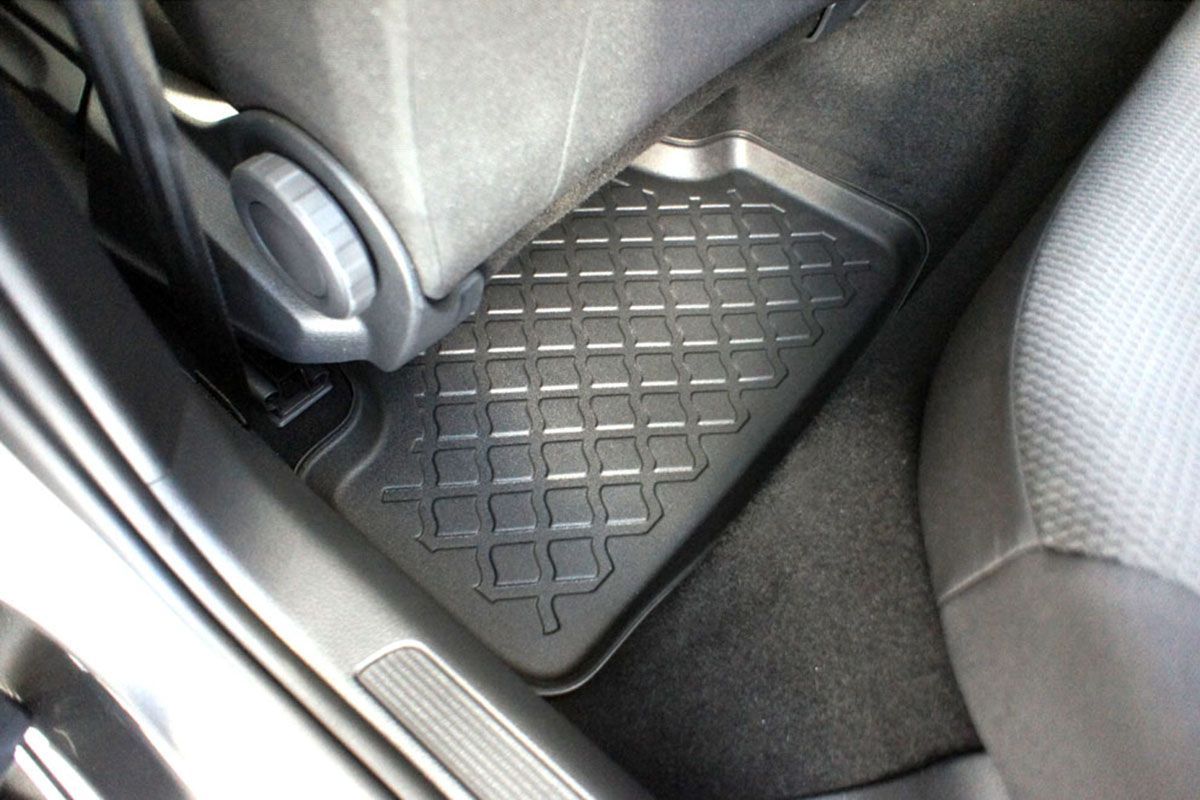 Covorase tip tavita Volkswagen Golf 8, caroserie Hatchback, fabricatie 12.2019 - prezent - 8