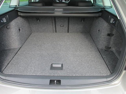 Tavita portbagaj premium Skoda Octavia III caroserie combi fabricatie 2013 - prezent (portbagaj superior) cu ureche dreapta-stanga detasabila pe partea stanga (pentru varianta cu subwoofer) 4