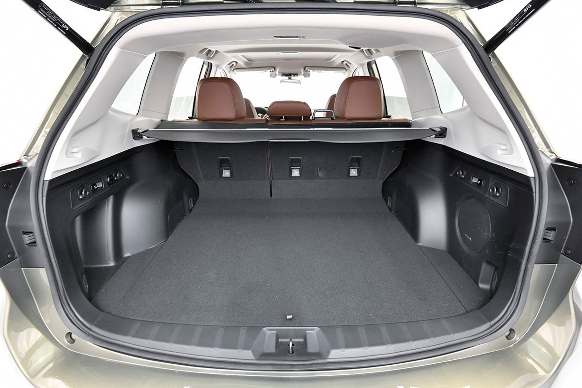 Tavita portbagaj Subaru Forester V e-Boxer fabricatie 06.2019 - prezent, caroserie suv, cu subwoofer, ureche detasabila pe dreapta #1 - Auto Alorria