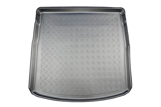 Tavita de portbagaj Seat Leon e-Hybrid, caroserie Combi, fabricatie 2020 - prezent, portbagaj superior - 1