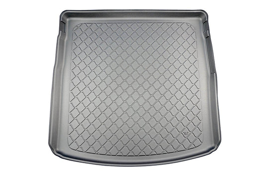 Tavita de portbagaj Seat Leon e-Hybrid, caroserie Combi, fabricatie 2020 - prezent, portbagaj superior - 1