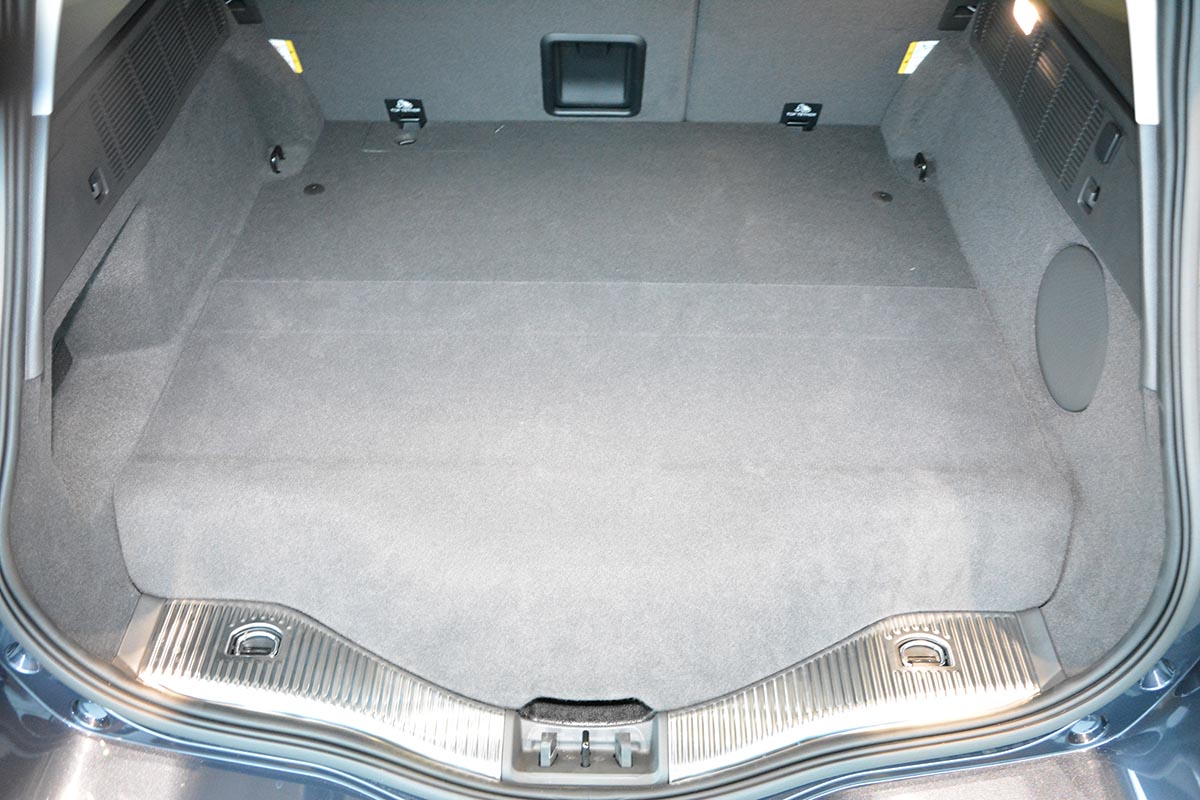 Tavita de portbagaj Ford Mondeo V Hybrid, caroserie Combi, fabricatie 01.2015 - prezent #1