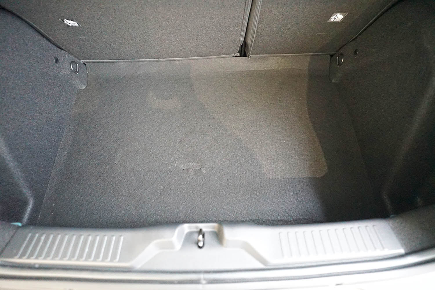 Tavita portbagaj Citroen C3 IV fabricatie 04.2024 -prezent, caroserie hatchback, portbagaj inferior, fara podea reglabila pe inaltime #1 - Auto Alorria
