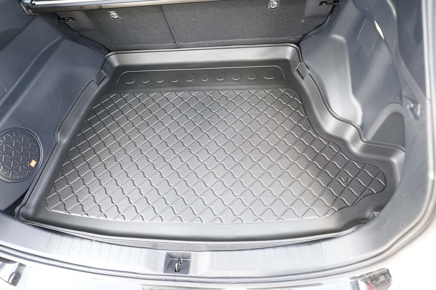 Tavita portbagaj Suzuki Across PHEV fabricatie 07.2020 - prezent, caroserie suv, cu/fara subwoofer #1