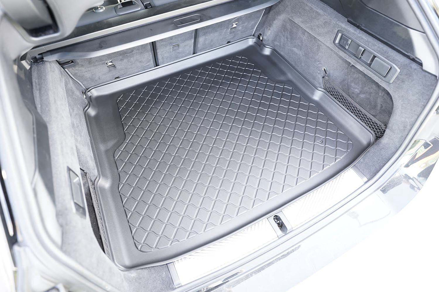 Tavita portbagaj BMW Seria 5 G61 fabricatie 05.2024 - prezent, caroserie combi #1