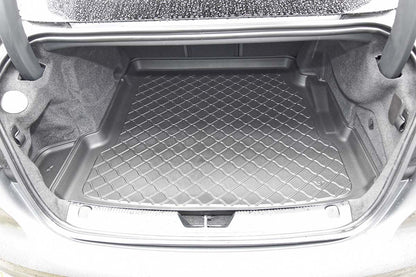 Tavita de portbagaj Jaguar XE, caroserie Sedan, fabricatie 2019 - prezent, Facelift - 5