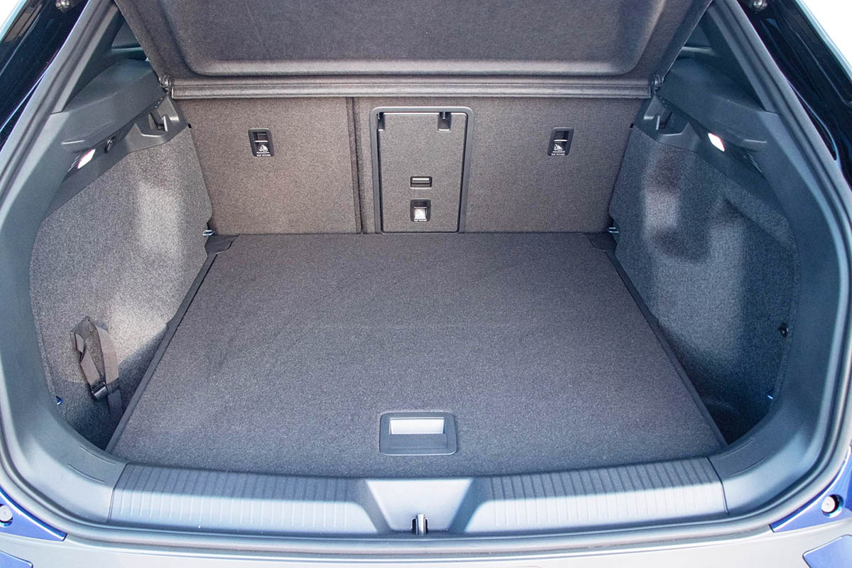 Tavita portbagaj Cupra Tavascan fabricatie 06.2024 - prezent, caroserie suv, portbagaj superior, podea variabila in pozitie superioara #1