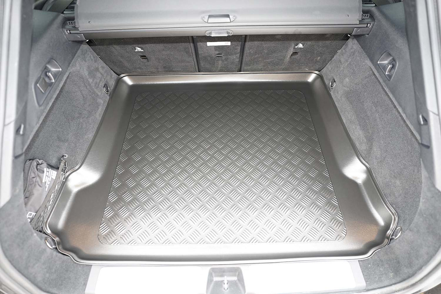 Tavite portbagaj Mercedes EQE X294, caroserie suv, an fabricatie 05.2023 - prezent | 194027BSC