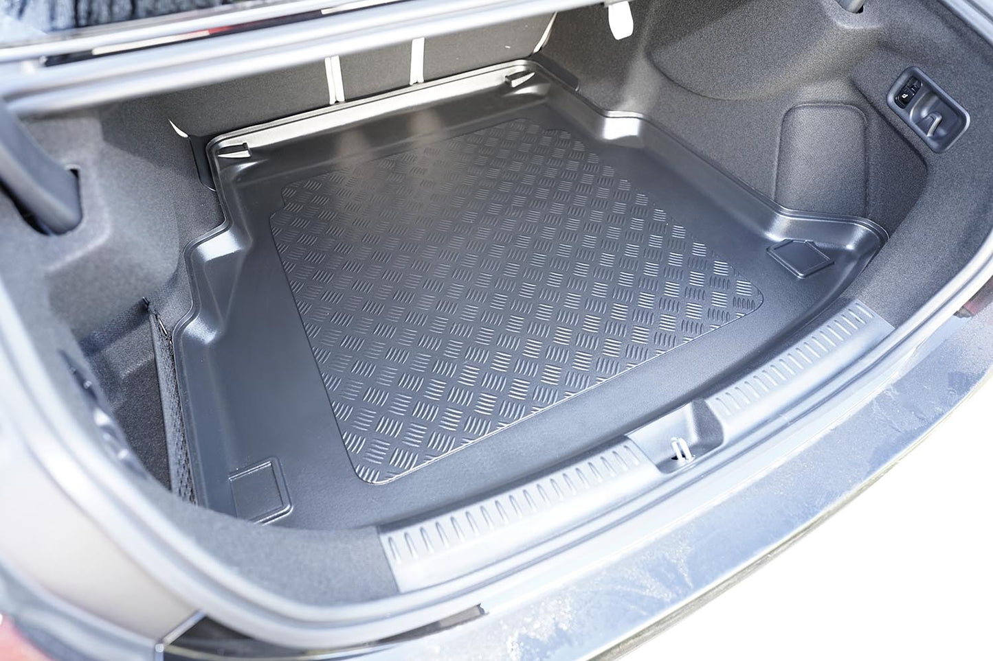 Tavite portbagaj Mercedes E-Class W214, caroserie sedan, an fabricatie 05.2023 - prezent, nu corespunde pentru phev | 194029BSC