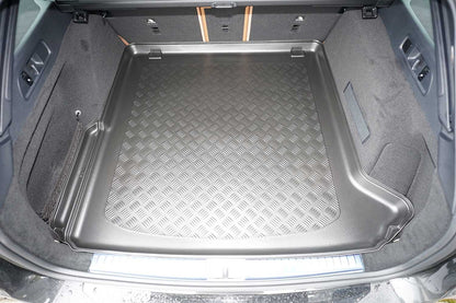 Tavita portbagaj Mercedes E-Class W214 T-Modell fabricatie 08.2023 - prezent, caroserie combi, nu corespunde pentru PHEV, cu ureche detasabila pe stanga #2 - Auto Alorria