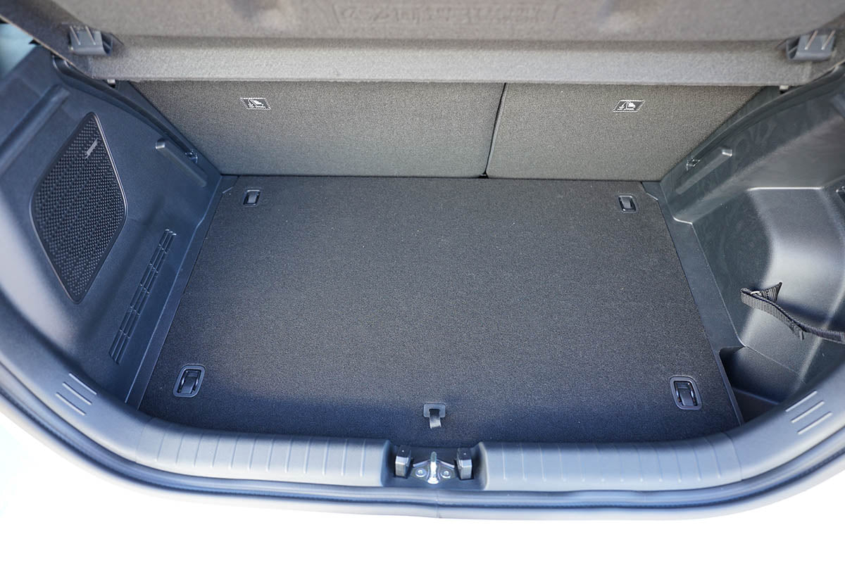 Tavita portbagaj Hyundai I20 III fabricatie 10.2020 - prezent, caroserie hatchback, portbagaj superior, podea variabila in pozitie superioara, cu subwoofer #2