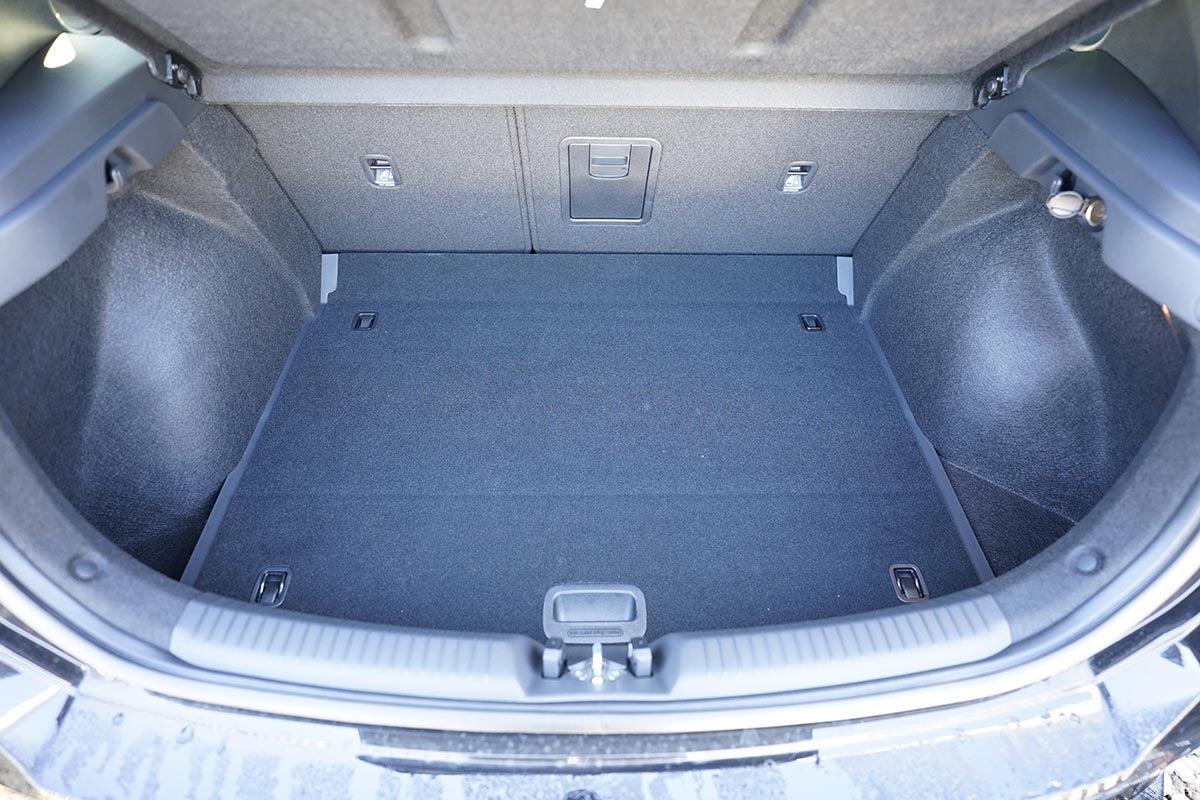 Tavite portbagaj Hyundai I30 III, caroserie hatchback, an fabricatie 2021 - prezent, 48v-hybrid | 194222GRD