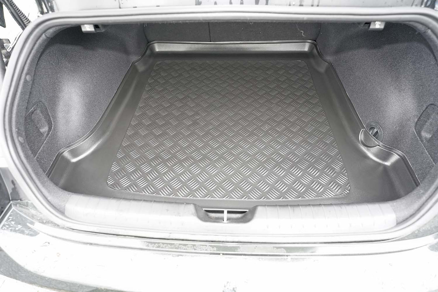 Tavita portbagaj Hyundai Ioniq 6 fabricatie 11.2022 - prezent, caroserie sedan #1 - Auto Alorria