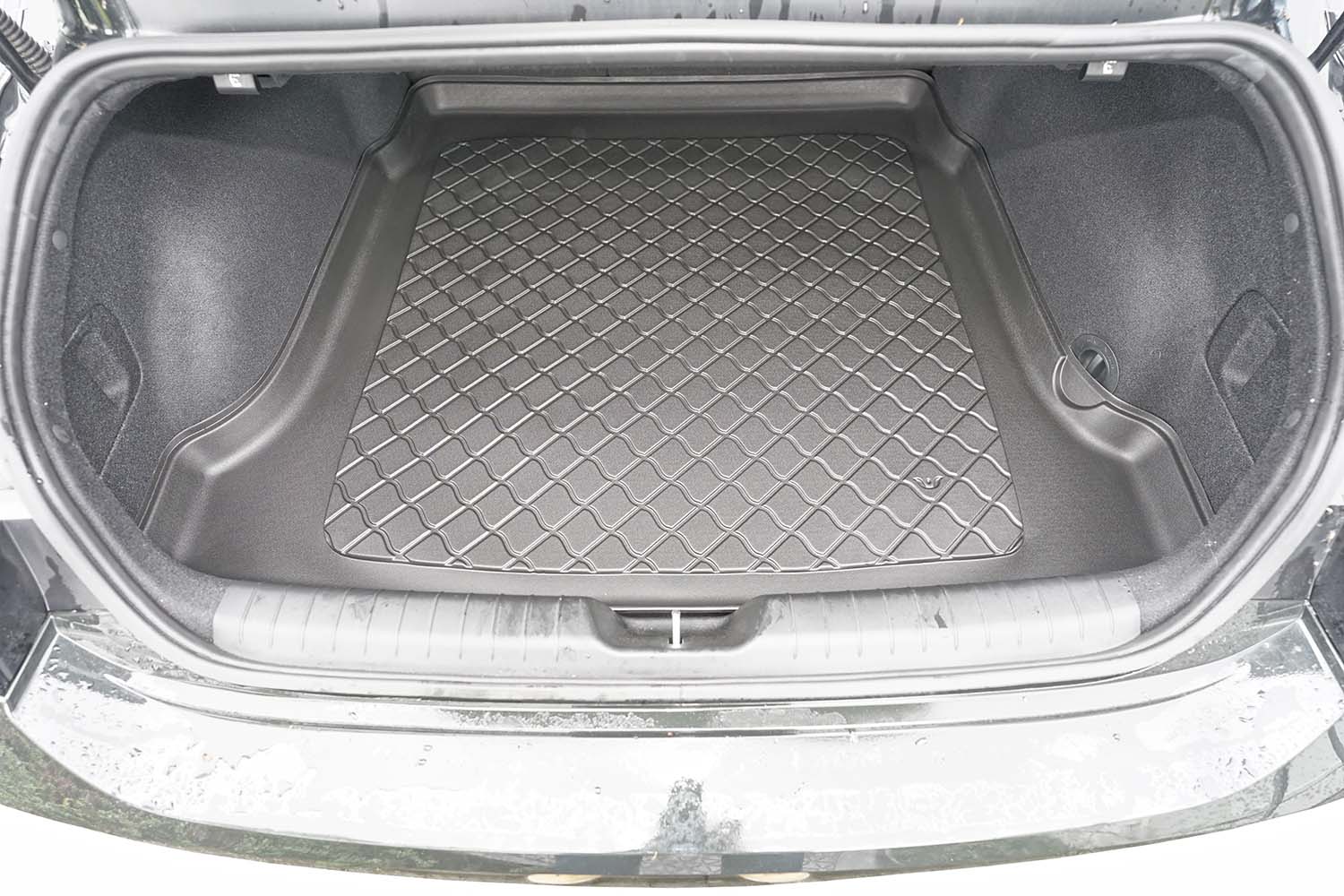 Tavita portbagaj Hyundai Ioniq 6 fabricatie 11.2022 - prezent, caroserie sedan #2 - Auto Alorria
