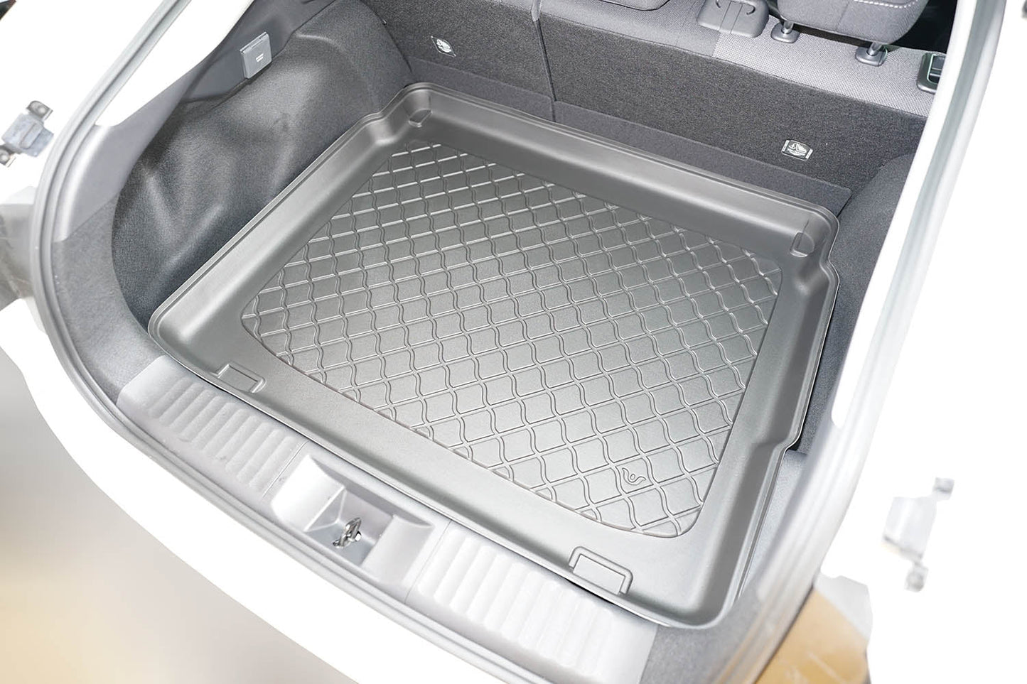 Tavite portbagaj Toyota Prius V PHEV, caroserie hatchback, an fabricatie 07.2023 - prezent | 194281GRD