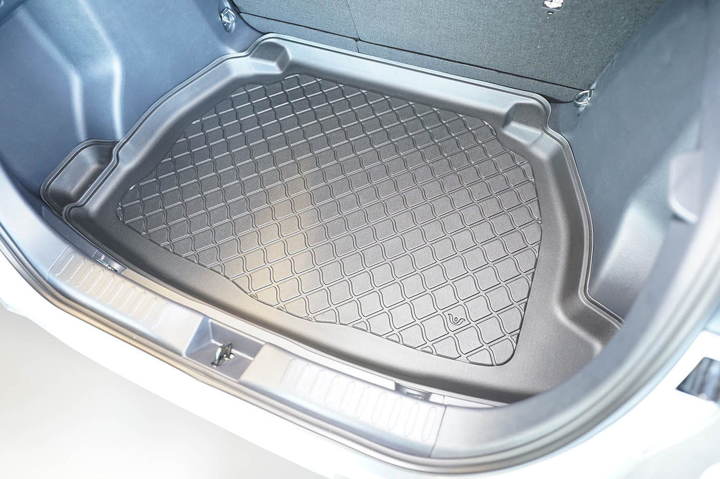 Tavita portbagaj Toyota C-HR Hybrid fabricatie 2024 - prezent, caroserie suv, kit de reparatie, nu corespunde pentru PHEV si 4x4 #1