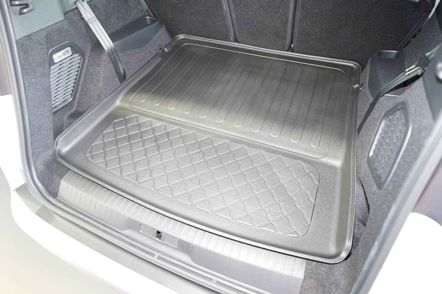Tavita portbagaj Peugeot 5008 III PHEV fabricatie 10.2024 - prezent, caroserie suv, 7 locuri, rand 3 culcat #1 - Auto Alorria
