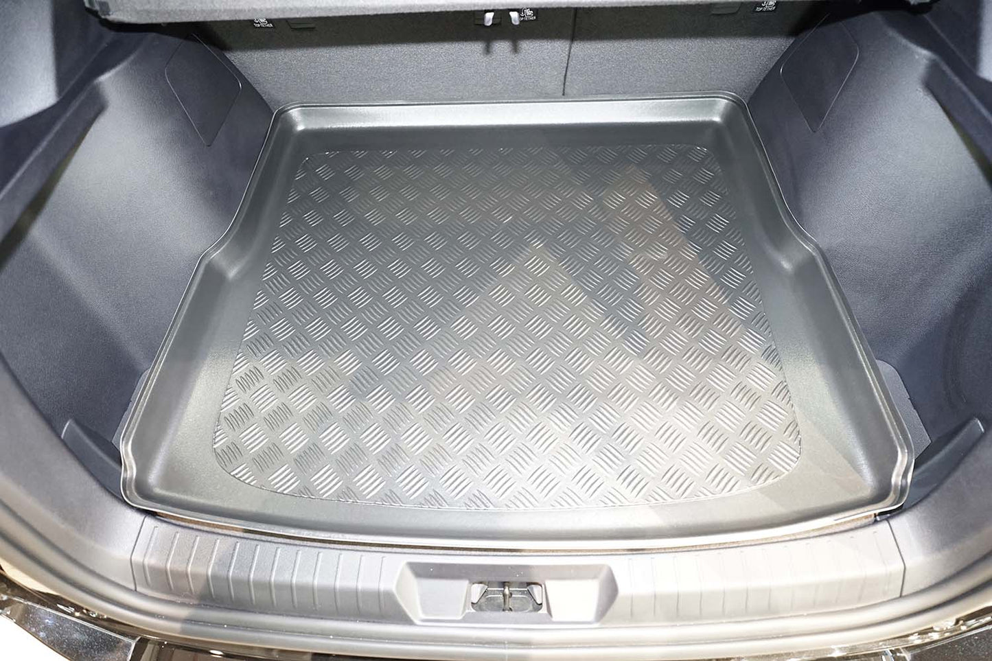 Tavita portbagaj BYD Seal U DM-i PHEV fabricatie 06.2024 - prezent, caroserie suv, portbagaj superior, cu ureche detasabila pentru subwoofer #2