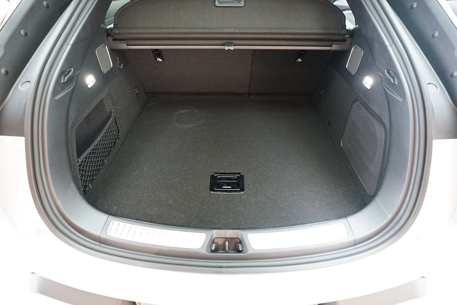 Tavita portbagaj BYD Sealion 7 EV fabricatie 2024 - prezent, caroserie suv, portbagaj superior, podea variabila in pozitie superioara #1 - Auto Alorria