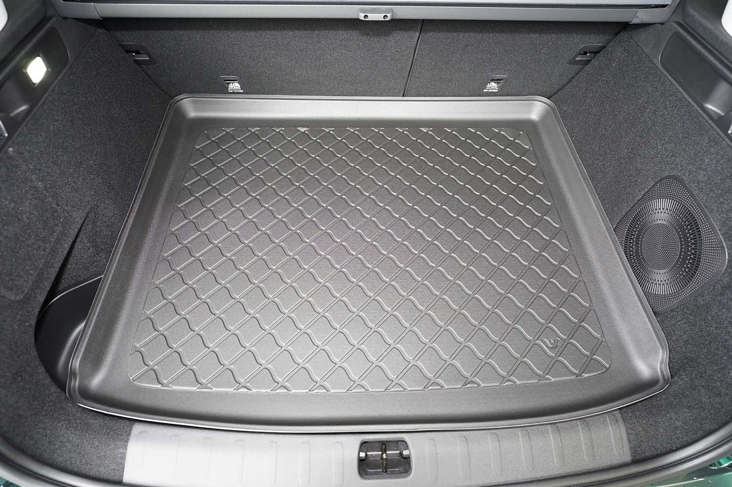 Tavita portbagaj Leapmotor C10 EV fabricatie 10.2024 - prezent, caroserie suv #1 - Auto Alorria
