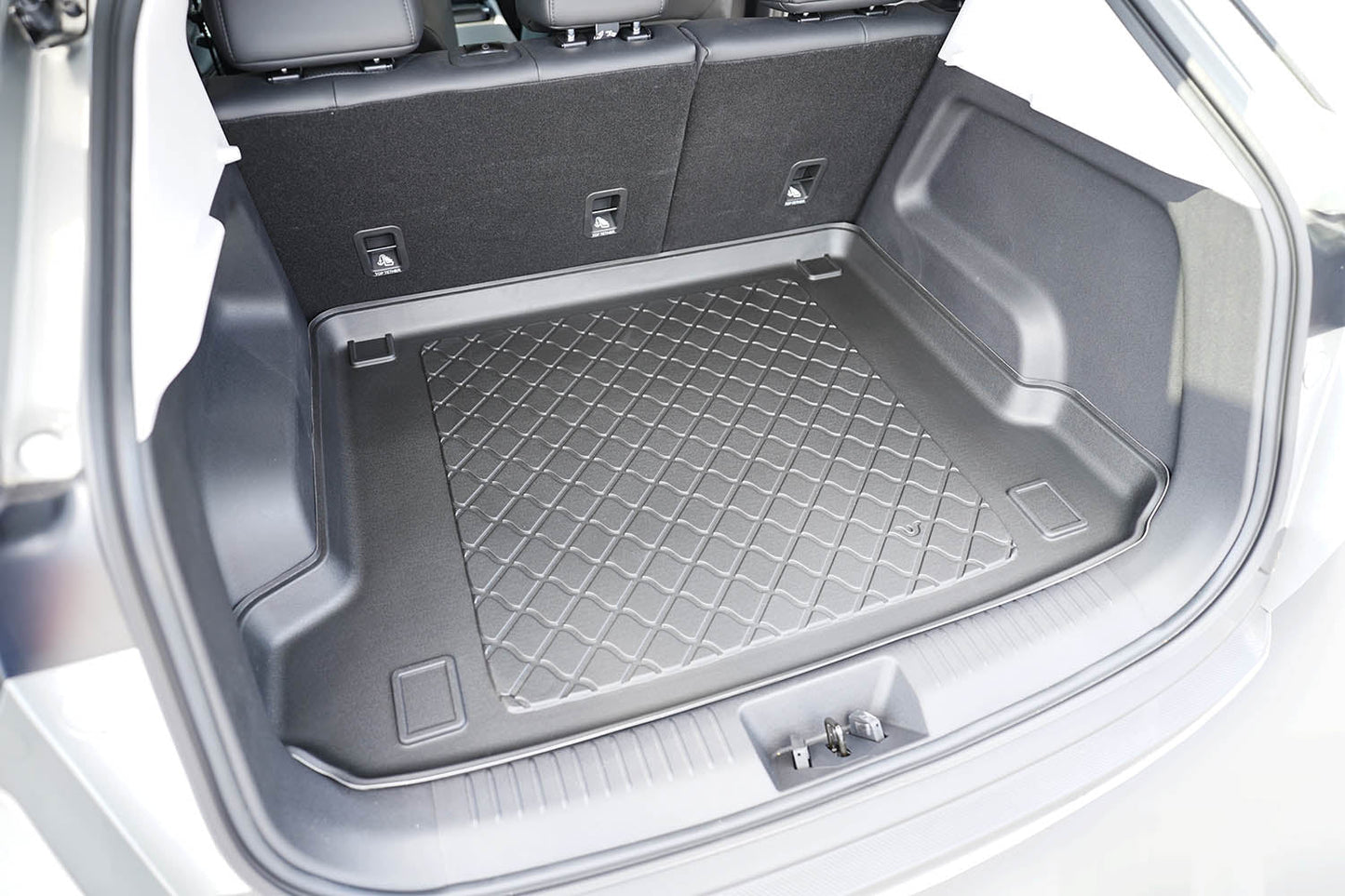 Tavita portbagaj Omoda E5 fabricatie 02.2024 - prezent, caroserie suv, portbagaj superior, cu podea dubla #1 - Auto Alorria