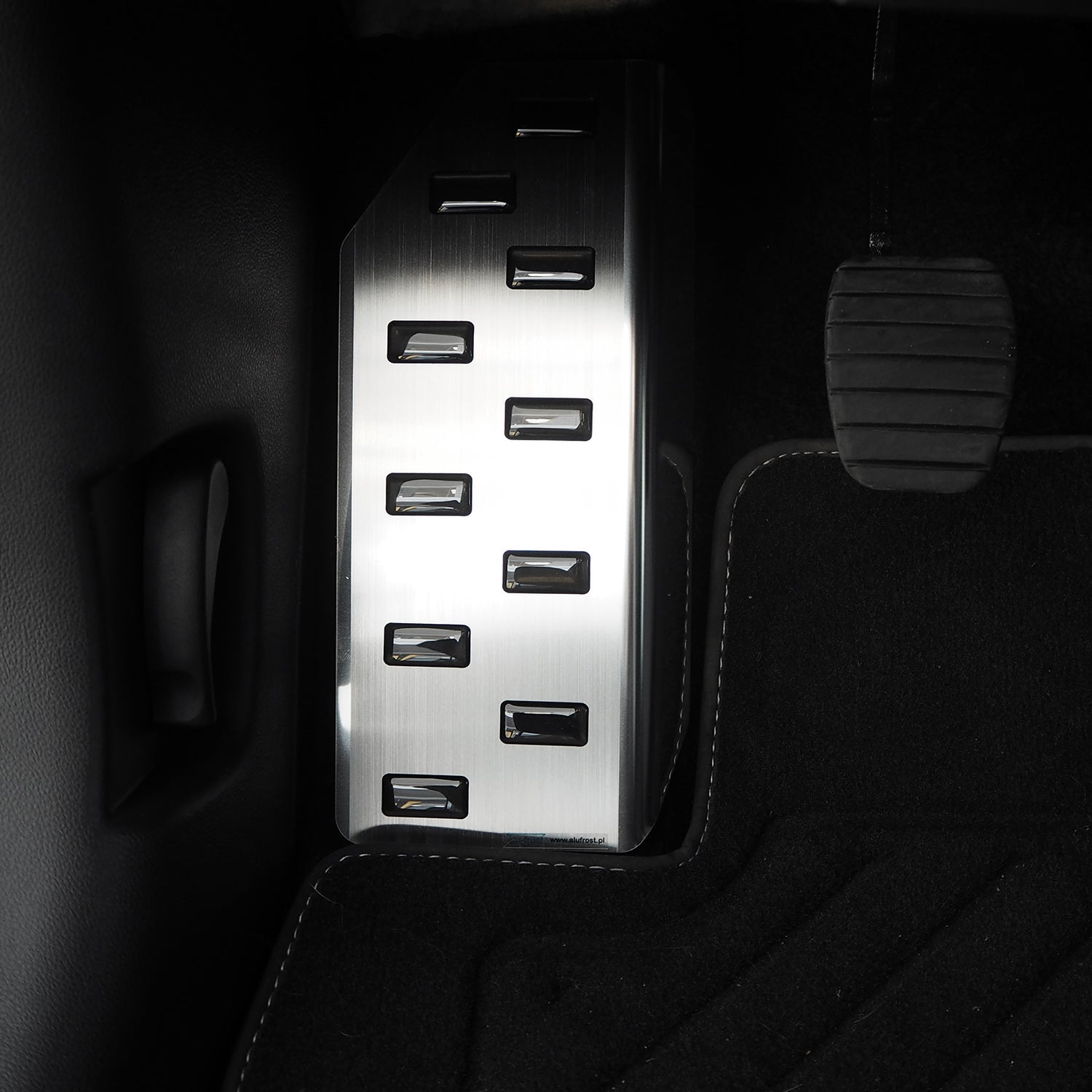 Suport protectie repaus picior inox Hyundai Santa Fe IV fabricatie 08.2018 - 2024, caroserie suv #1 - Auto Alorria