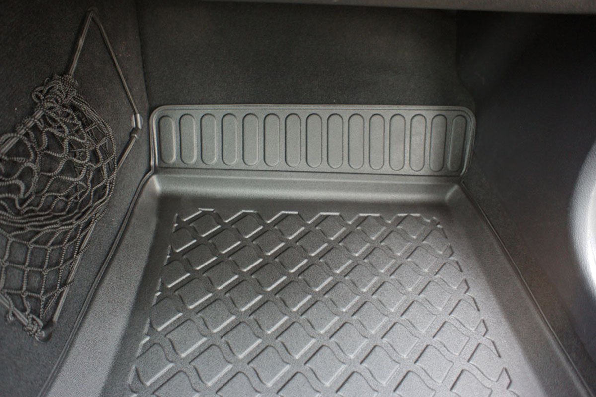 Covorase tip tavita Mercedes Clasa C W204, caroserie Sedan, fabricatie 04.2007 - 02.2014 - 5
