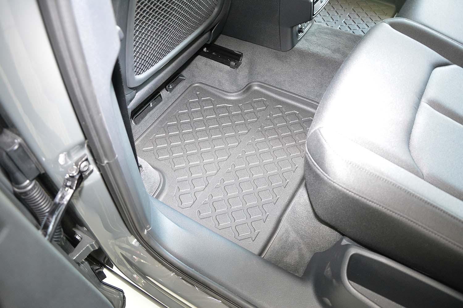 Covorase auto tip tavita Cupra Terramar mHEV fabricatie 09.2024 - prezent, caroserie suv #1 - Auto Alorria