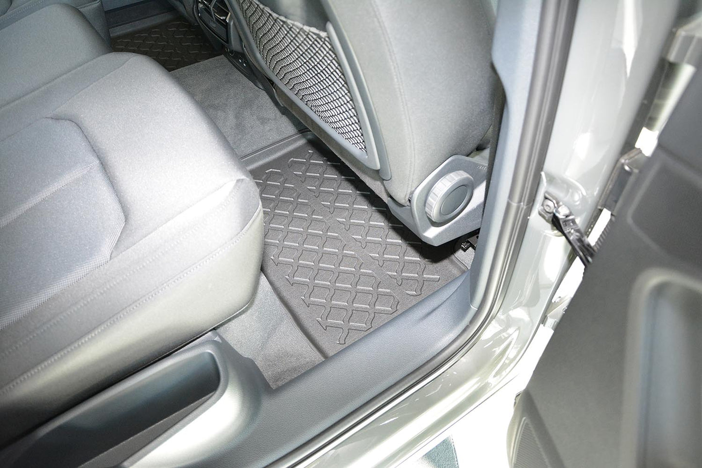 Covorase auto tip tavita Cupra Terramar mHEV fabricatie 09.2024 - prezent, caroserie suv #1 - Auto Alorria