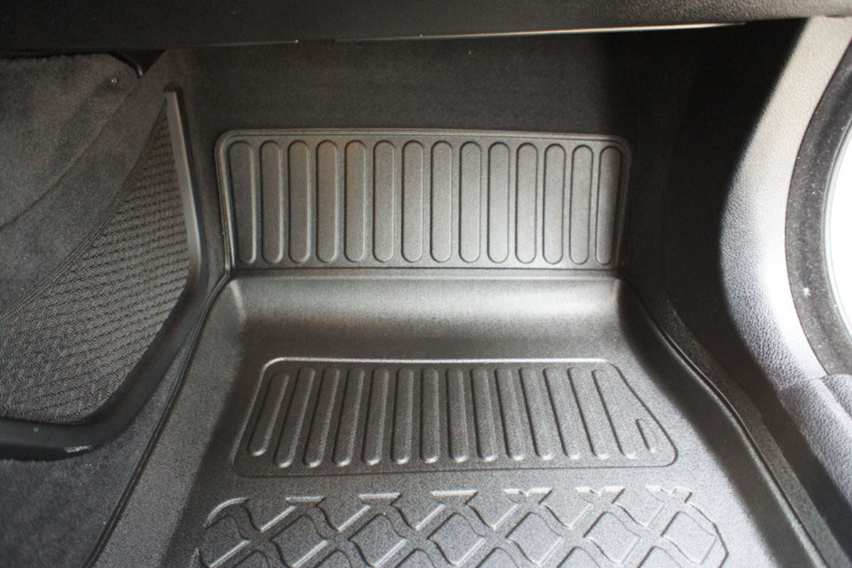 Covorase auto tip tavita BMW Seria 5 F11, an fabricatie 03.2010 - 2013, caroserie combi inainte de facelift, cu x-drive | 603165