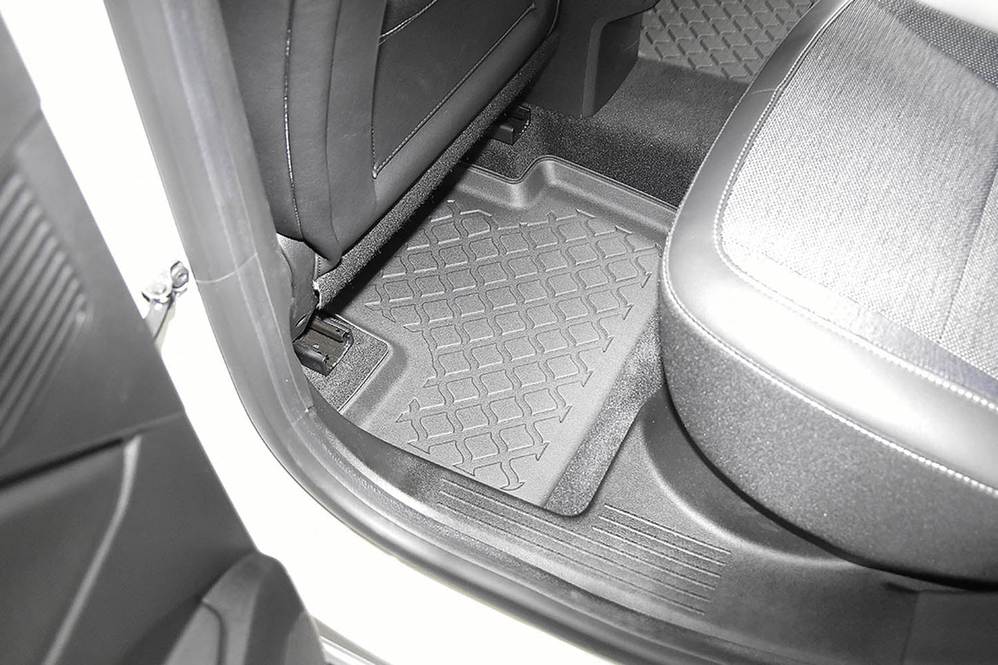 Covorase auto tip tavita Renault Captur II E-Tech Full Hybrid Facelift fabricatie 07.2024 - prezent, caroserie suv #1