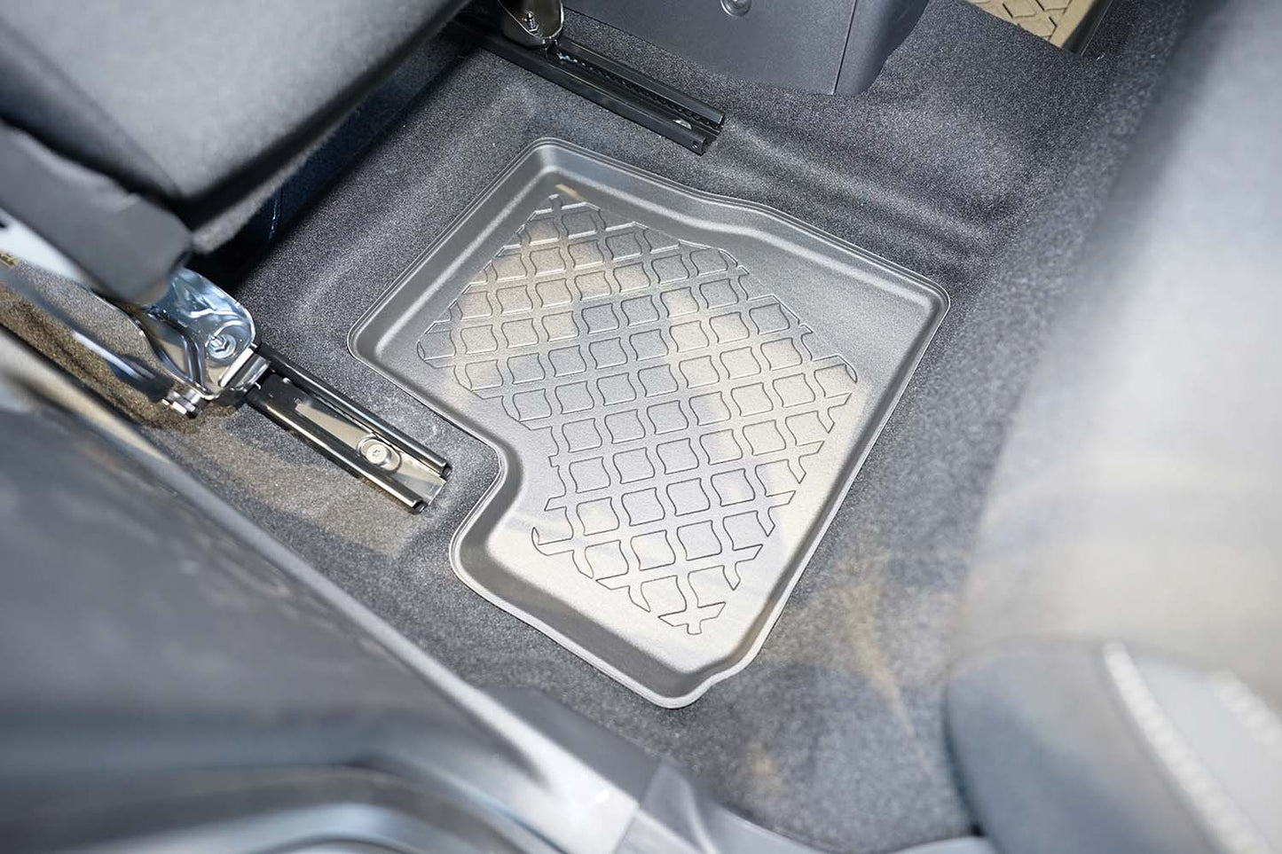 Covorase auto tip tavita Citroen C3 IV fabricatie 04.2024 -prezent, caroserie hatchback, nu corespunde pentru electric si MHEV #1 - Auto Alorria