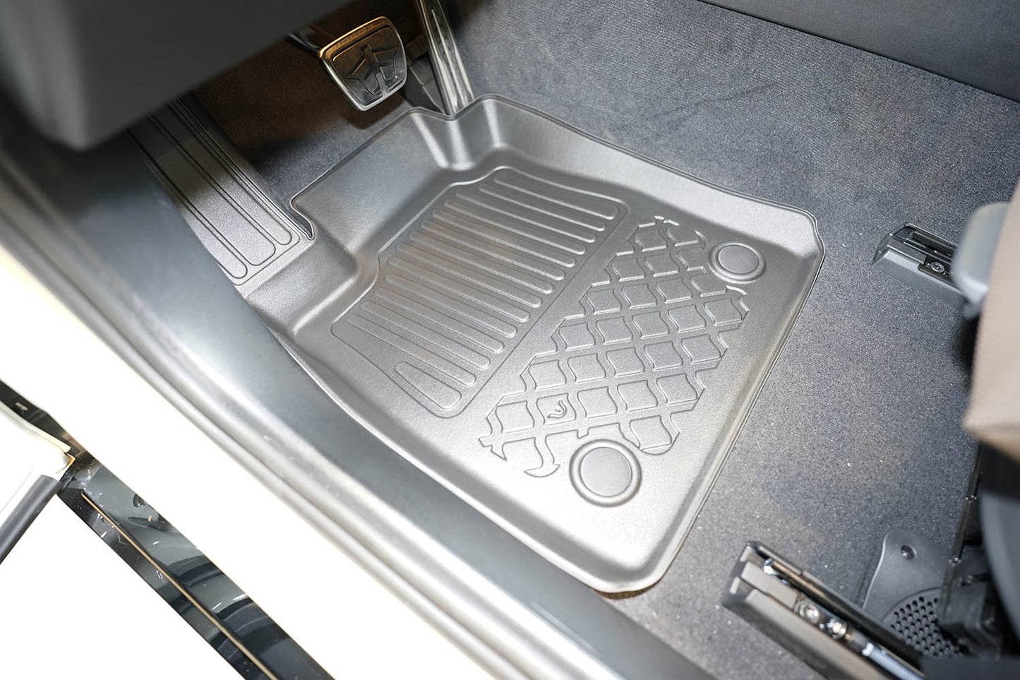 Covorase auto tip tavita BMW i5 G60, an fabricatie 2023 - prezent, caroserie sedan | 603654