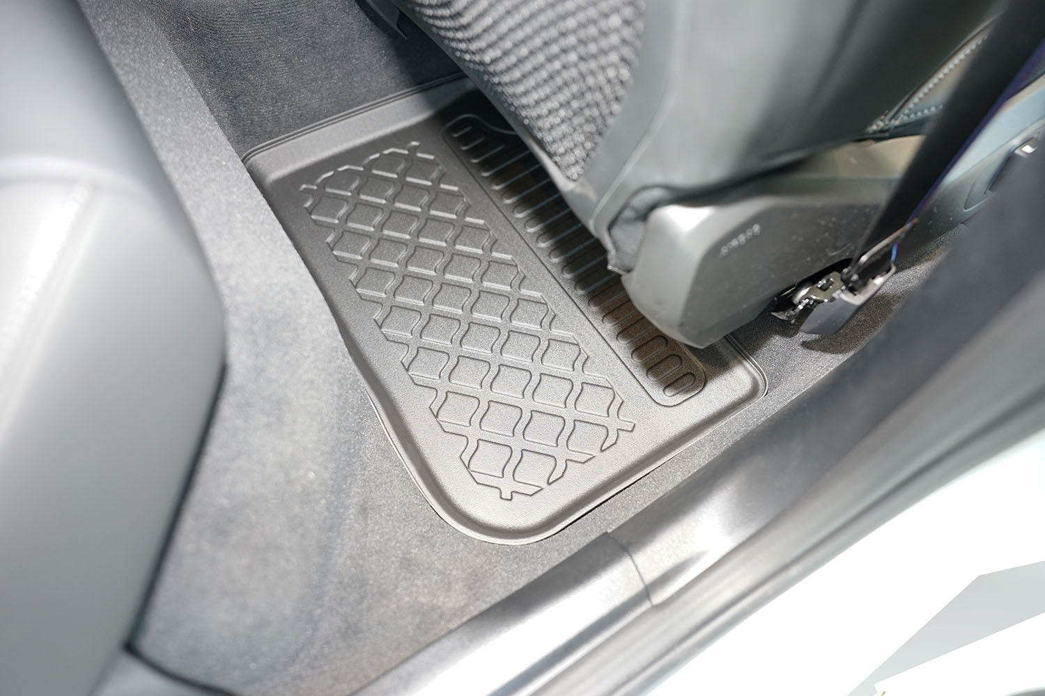 Covorase auto tip tavita BMW X3 G45 MHEV fabricatie 11.2024 - prezent, caroserie suv #1 - Auto Alorria
