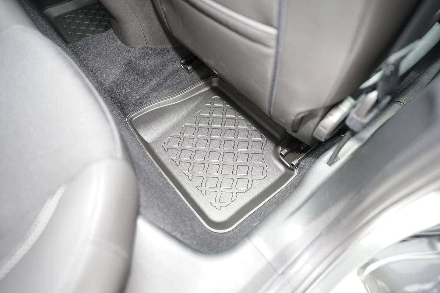 Covorase auto tip tavita Jeep Avenger EV, an fabricatie 2023 - prezent, caroserie suv | 603835
