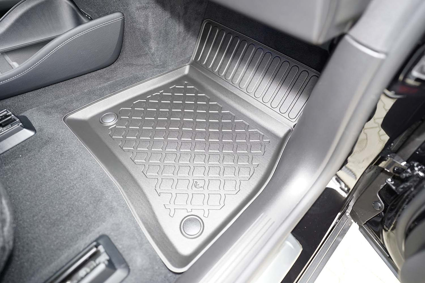 Covorase auto tip tavita Mercedes EQE X294 fabricatie 05.2023 - prezent, caroserie suv #1