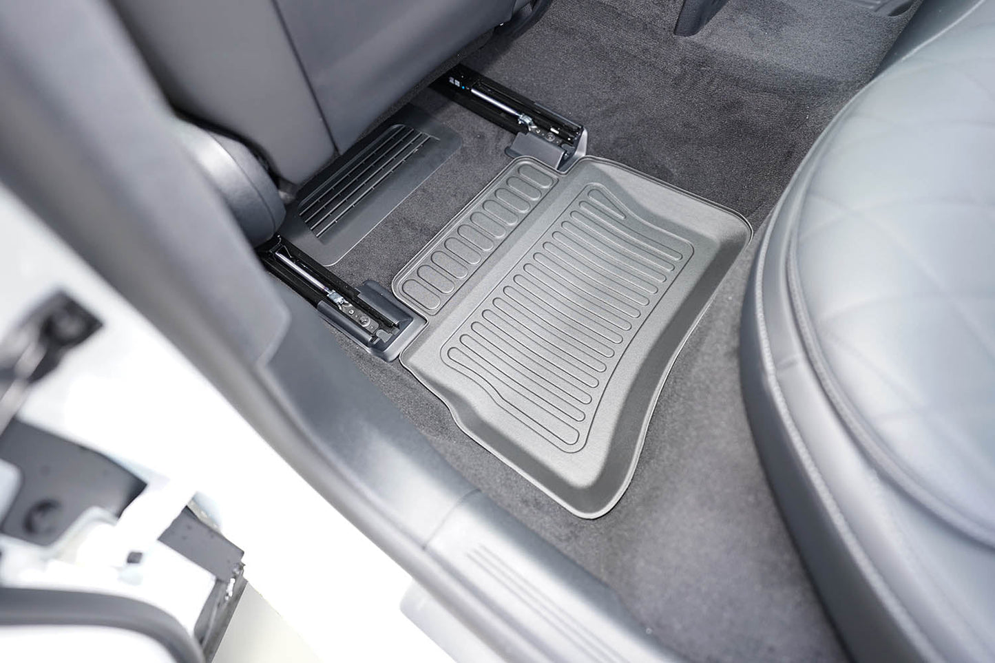 Covorase auto tip tavita Mercedes E-Class W214 PHEV, an fabricatie 10.2023 - prezent, caroserie sedan | 604029