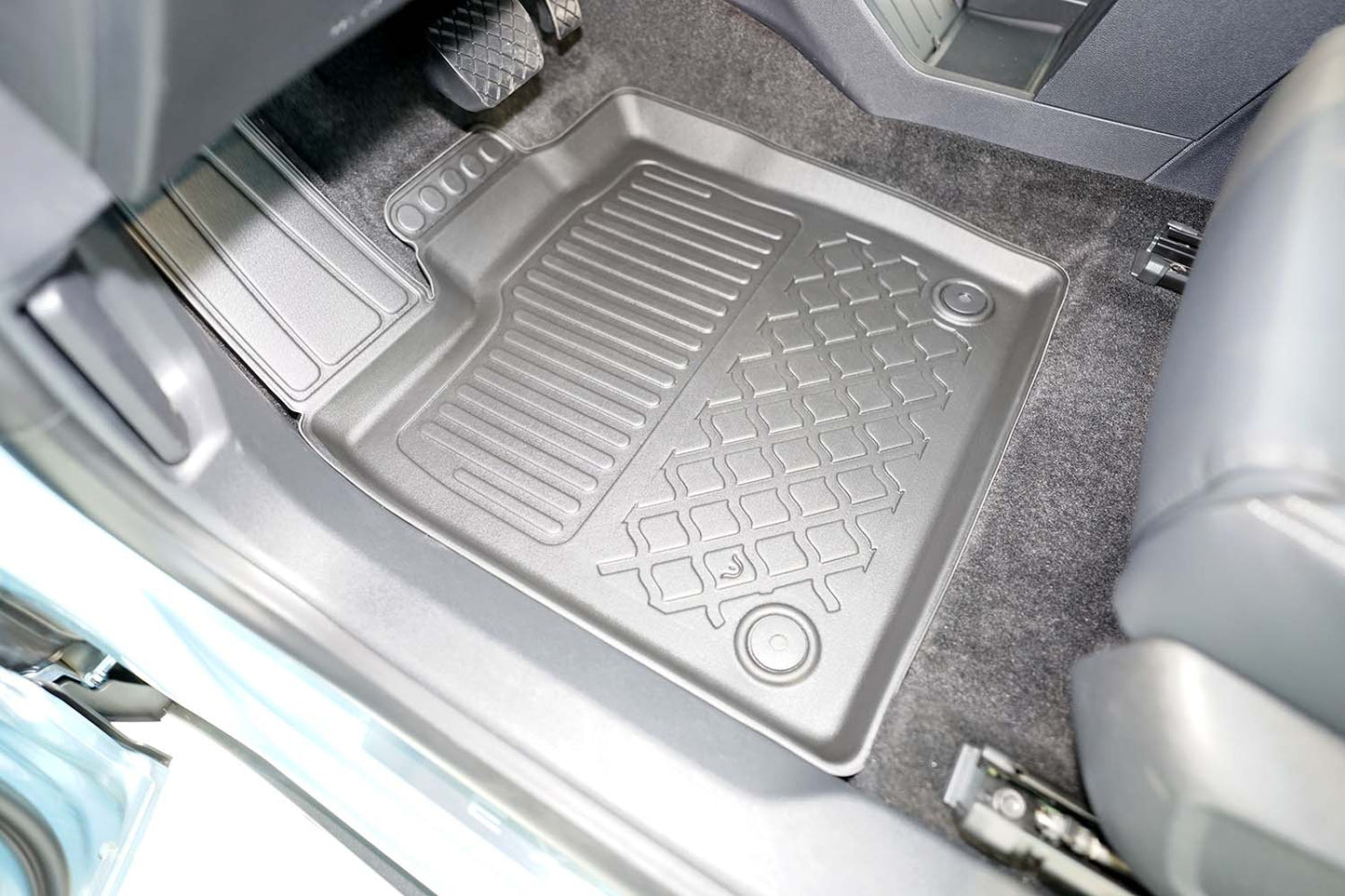 Covorase auto tip tavita Ford Explorer VI EV fabricatie 06.2024 - prezent, caroserie suv #1 - Auto Alorria