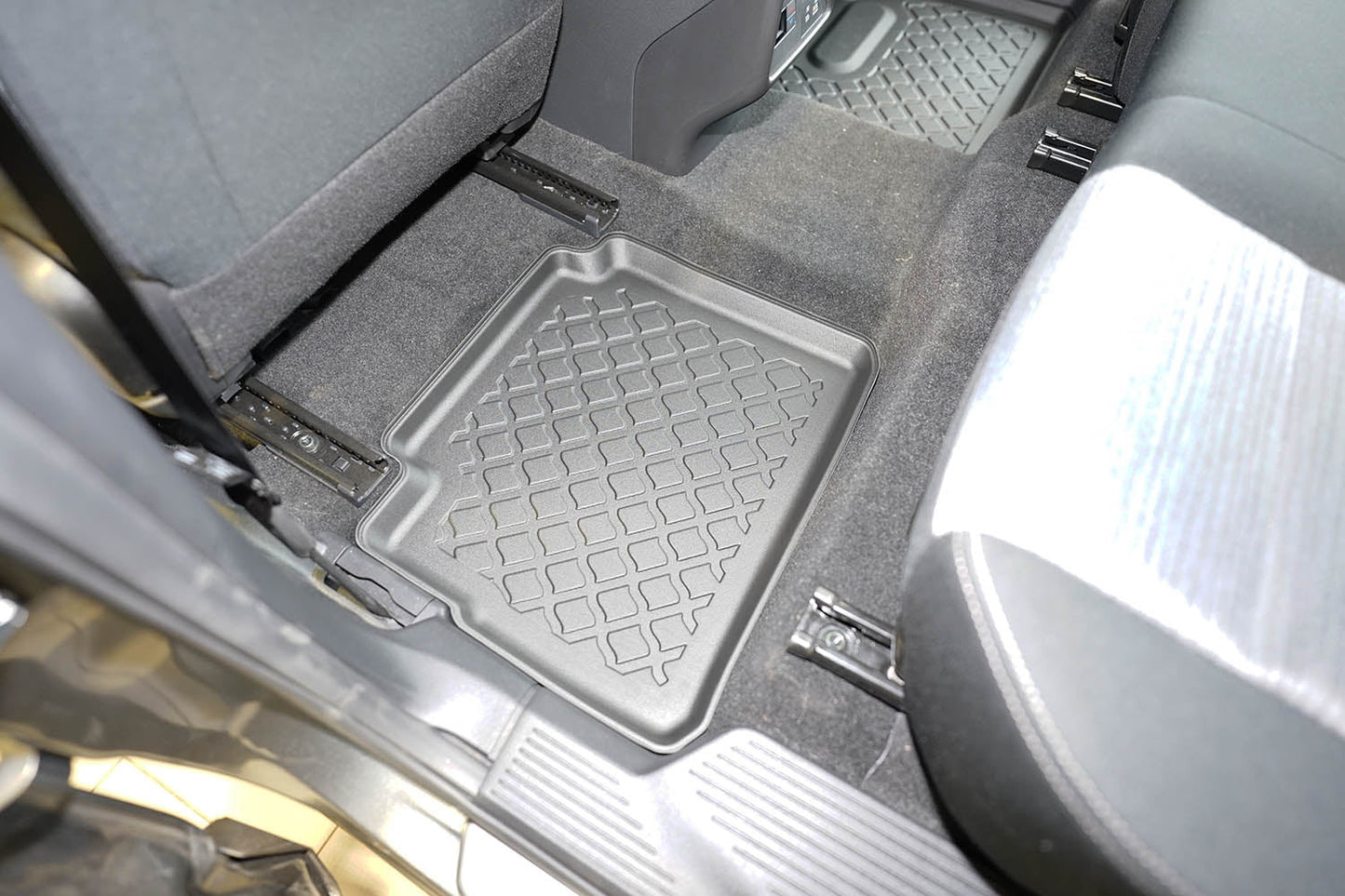 Covorase auto tip tavita Nissan X-Trail e-Power, an fabricatie 09.2022 - prezent, caroserie suv 5-7 locuri, fara rand 3 | 604194