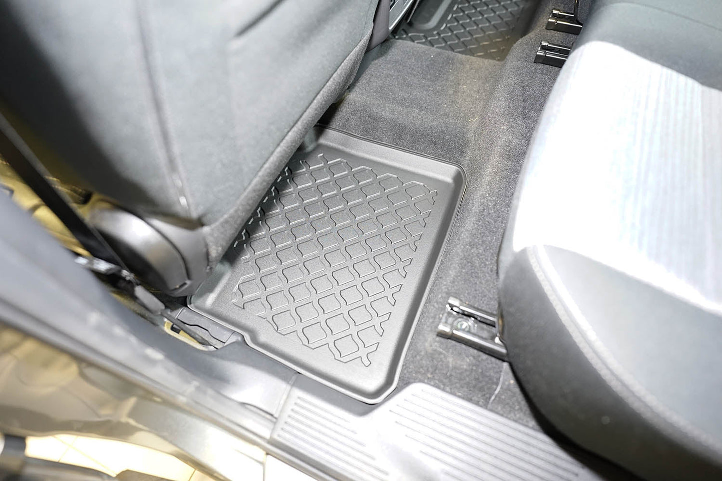 Covorase auto tip tavita Nissan X-Trail e-Power, an fabricatie 09.2022 - prezent, caroserie suv 5-7 locuri, fara rand 3 | 604194
