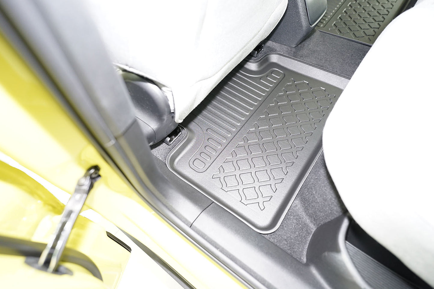 Covorase auto tip tavita Volvo EX30, an fabricatie 12.2023 - prezent, caroserie suv | 604400