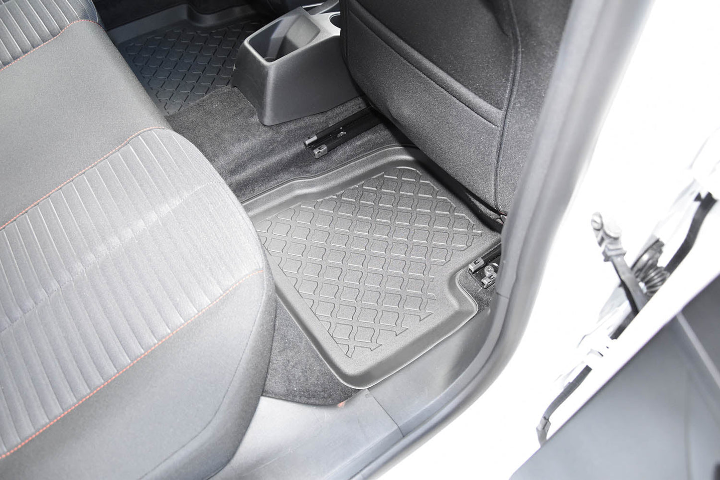 Covorase auto tip tavita Opel Corsa F Hybrid fabricatie 02.2024 - prezent, caroserie hatchback #1