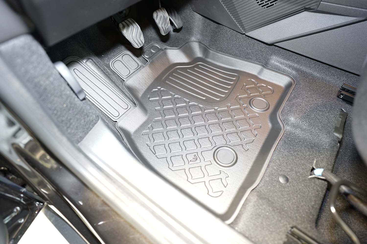 Covorase auto tip tavita Dacia Bigster MHEV fabricatie 2025 - prezent, caroserie suv, nu corespunde pentru Full Hybrid #1 - Auto Alorria
