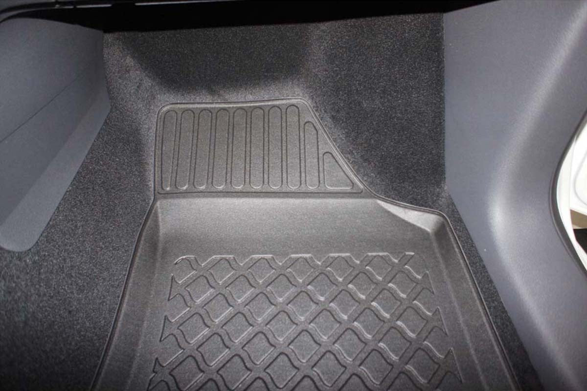 Covorase auto tip tavita Volkswagen Caddy Maxi fabricatie 2004 - 10.2020, caroserie van, 5 locuri #1