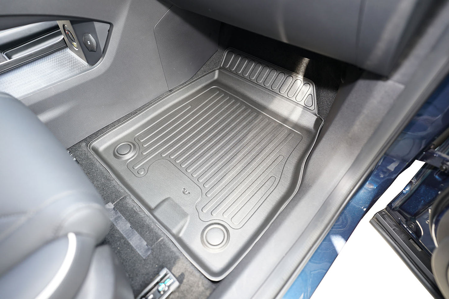 Covorase auto tip tavita Omoda E5 fabricatie 02.2024 - prezent, caroserie suv #1 - Auto Alorria