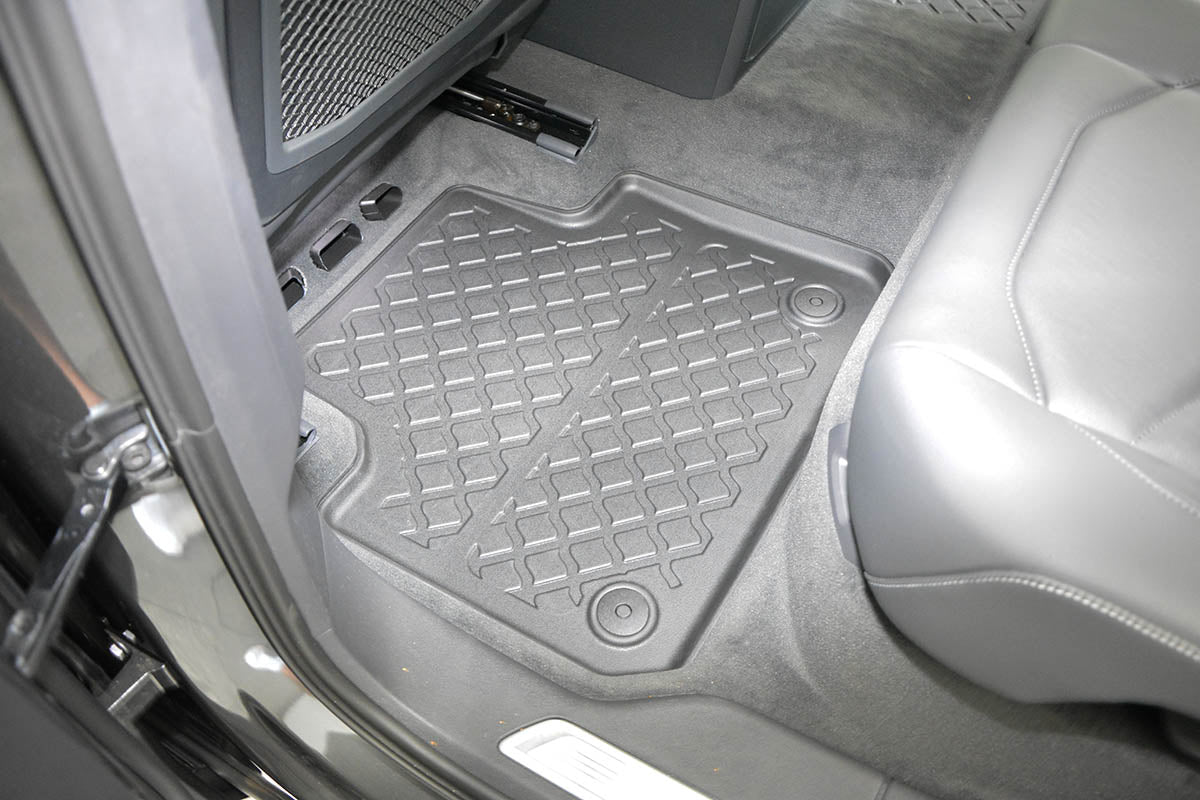 Covorase auto tip tavita Volkswagen Touareg III fabricatie 07.2018 - prezent, caroserie suv, inainte de facelift #1