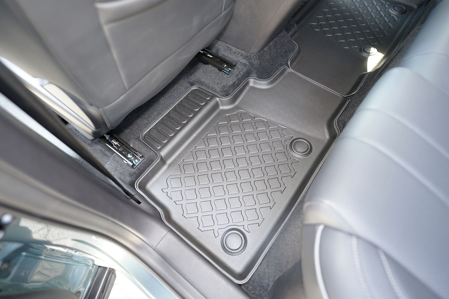 Covorase auto tip tavita Jaecoo J7 Super Hybrid (PHEV) fabricatie 2024 - prezent, caroserie suv #1 - Auto Alorria