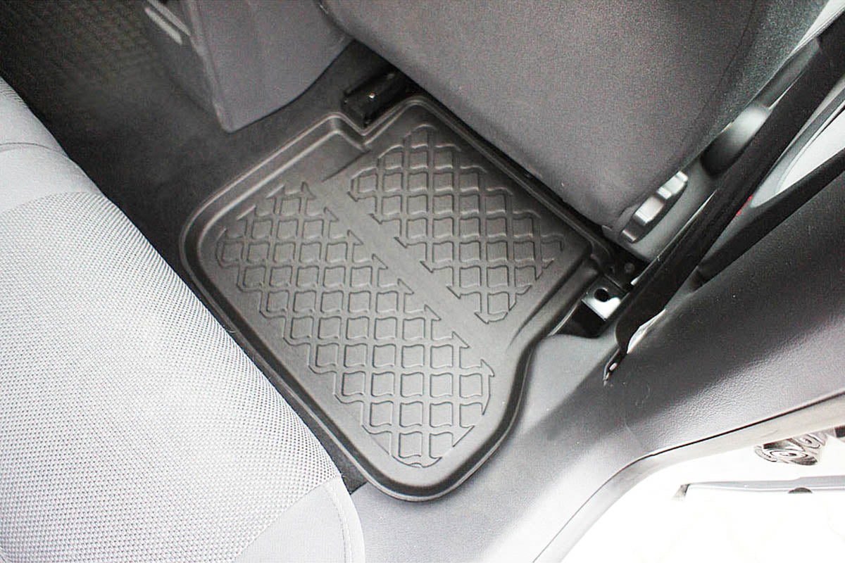 Covorase auto tip tavita Volkswagen Caddy Maxi fabricatie 2004 - 10.2020, caroserie van, 5 locuri #1