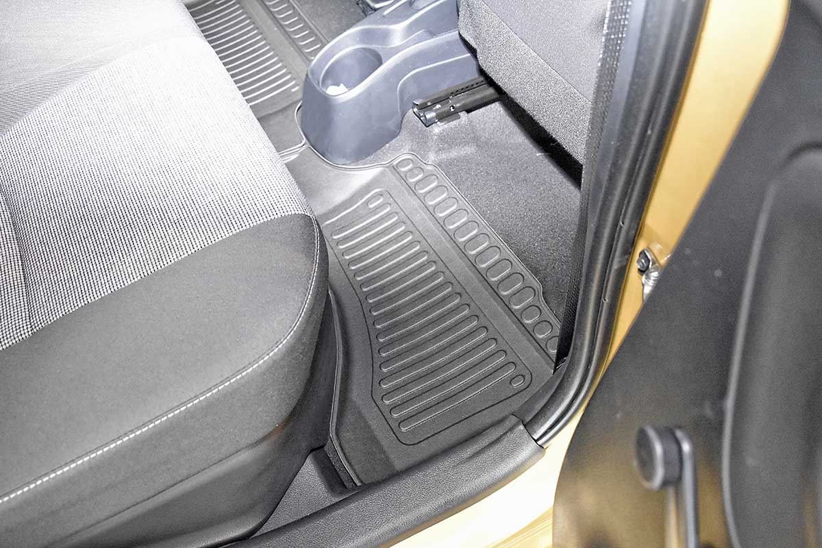 Covorase tip tavita Toyota Yaris III Hybrid, caroserie Hatchback, fabricatie 2015 - 08.2020 - 8